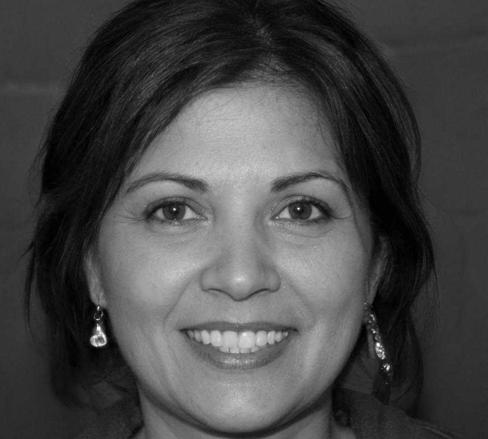 Retrato de Esperanza Vidal, instructora experta en planificación financiera personal